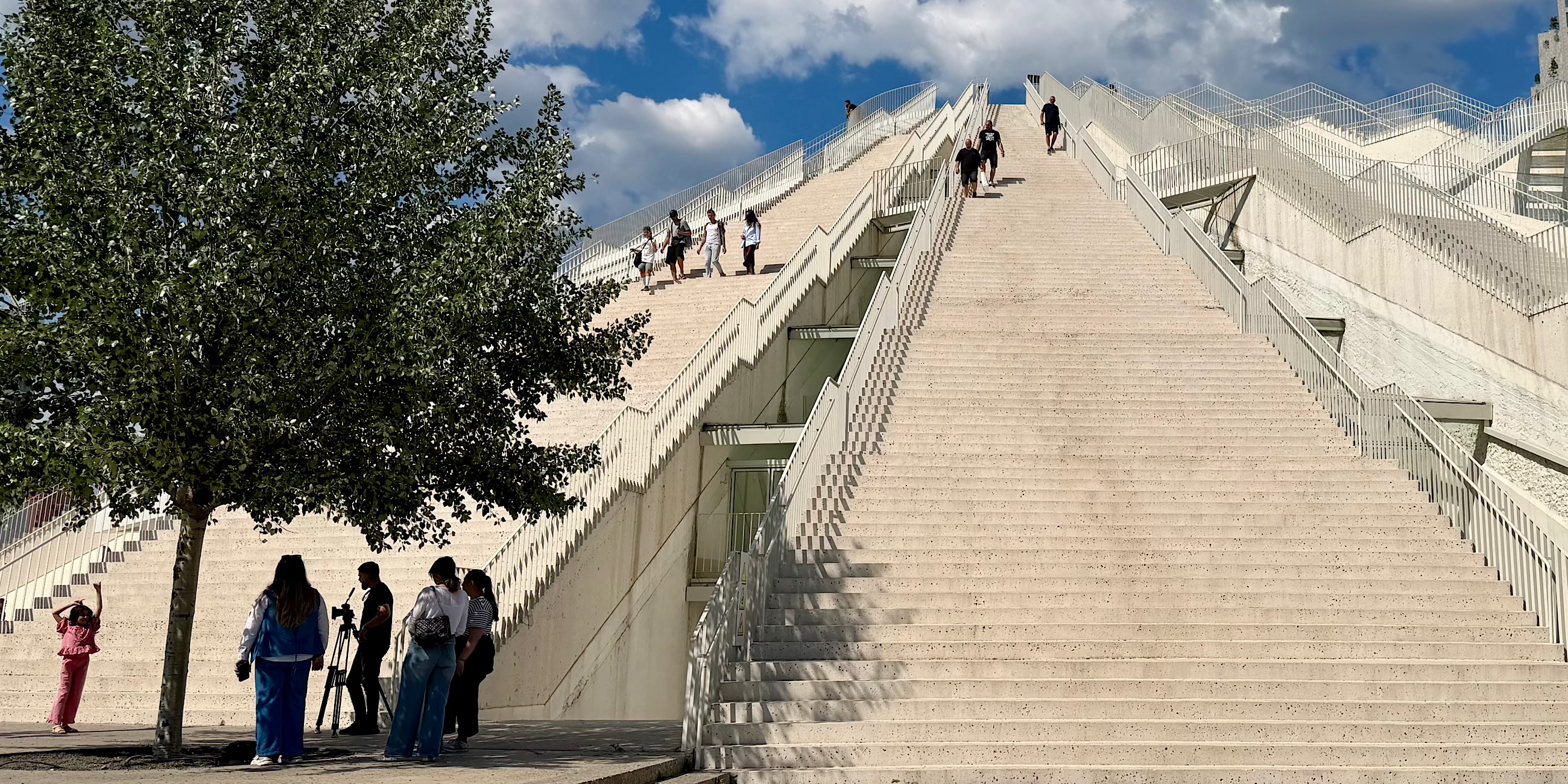 De piramide van Tirana