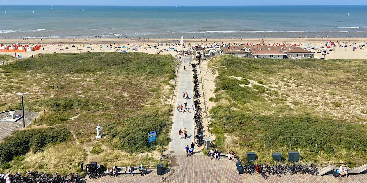 Uitzicht vanuit de vuurtoren van Noordwijk aan Zee