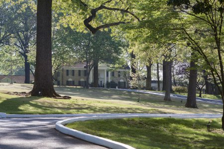 De Graceland Mansion