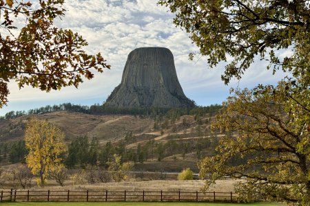 De geweldig mooie monoliet, een creatie van Moeder natuur