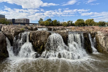 Het hoogste en breedste deel van de watervallen