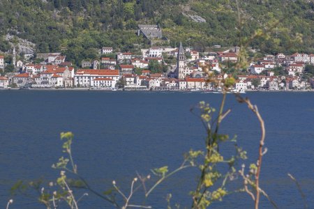 Een van de plaatsjes aan de baai van Kotor, Montenegro
