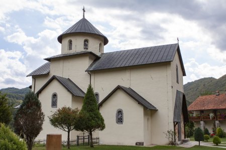 Het Morača klooster is Servisch orthodox