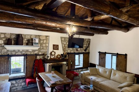 De gehuurde woning in het kasteel van Berat, 700 jaar oud