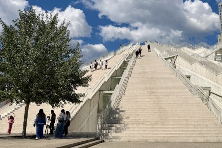 De piramide van Tirana