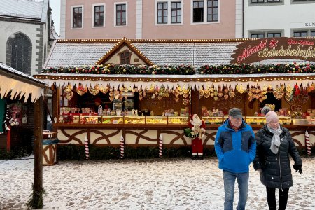 Zo hoort het toch, de kerstmarkt in de sneeuw