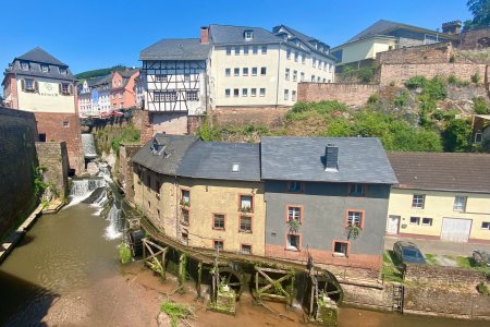 De waterval van Saarburg