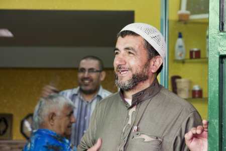 De imam van de lokale moskee