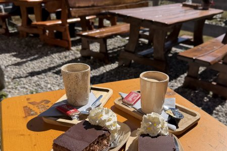 Sachertorte bij de Goldgräber Hütte