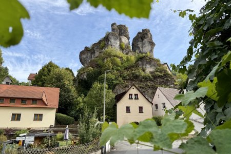 Tüchersfeld Met z'n kenmerkende rotsen