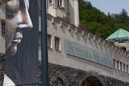 Het Buddha Museum in Traben Trarbach