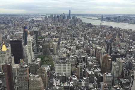 Uitzicht op Lower Manhattan vanuit het Empire State Building