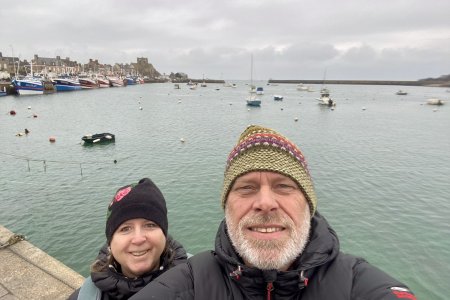 Wij, aan de haven van Barfleur