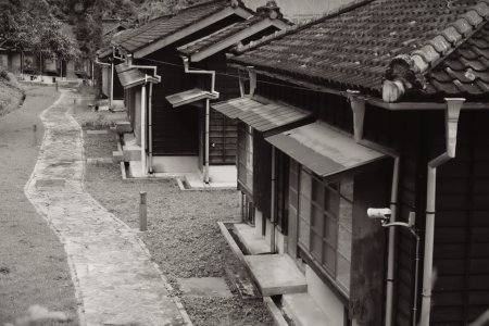 Japanse barakken voor thee arbeiders