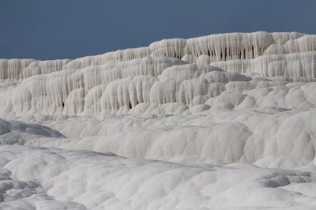 Detail van de kalk stenen berg wand