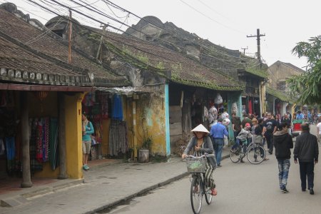 De mooie oude gebouwtjes in de straatjes van Hoi An