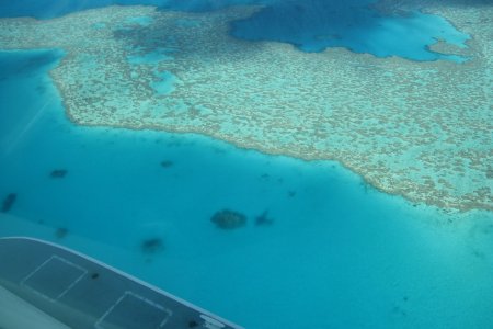 Great Barrier Reef in een watervliegtuig