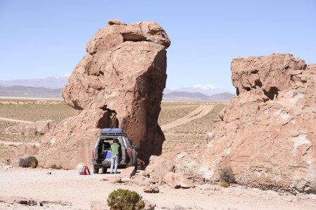 De lunch word klaargezet in Valle de Rocas, de rots vallei