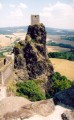 17 Kasteel Trosky 5 * 1 van de torens (niet toegankelijk), beide rotsen staan op en soortgelijke rots. * 475 x 768 * (81KB)